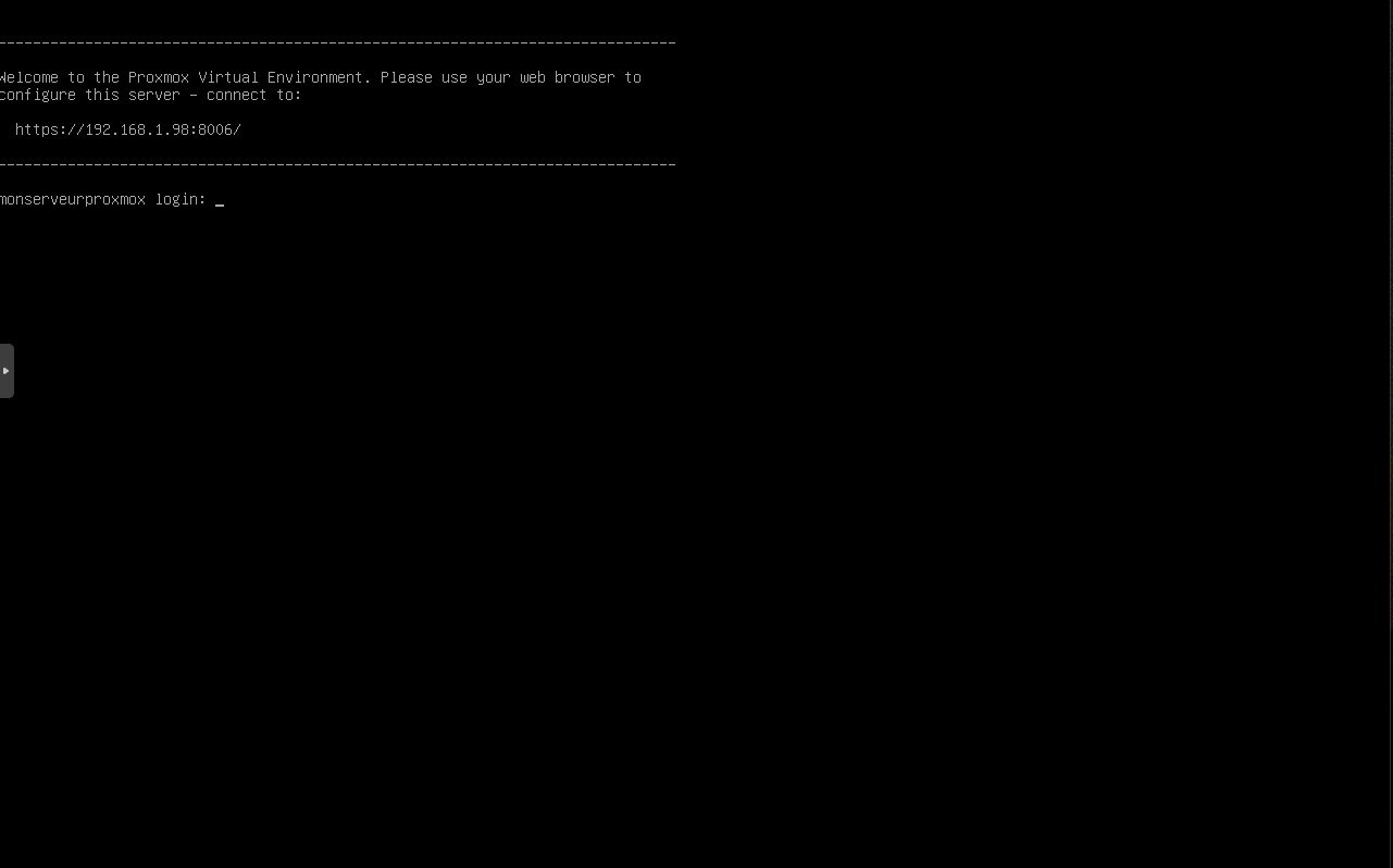 Terminal Proxmox après redémarrage.